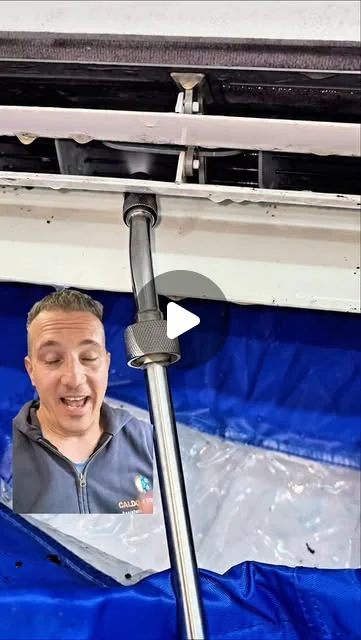 Anteprima originale del reel Instagram di Valerio Renzetti sul lavaggio del climatizzatore