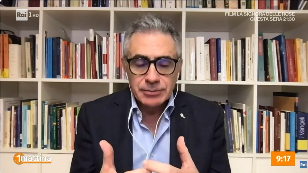 Fabrizio Pregliasco a Unomattina: fotogramma al minuto 3:19 del confronto sulla pulizia dei climatizzatori con Valerio Renzetti